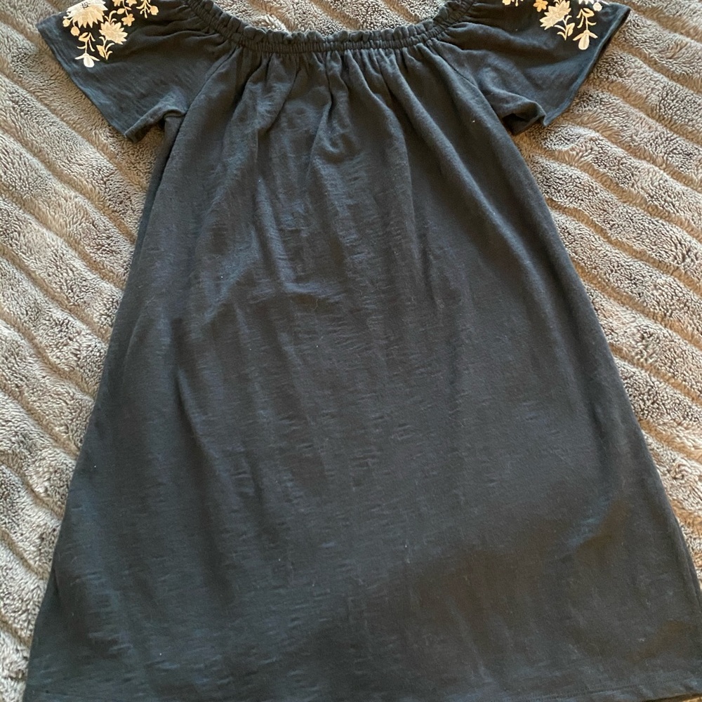 Off the shoulder Abercrombie & Fitch mini dress - Picture 2 of 3